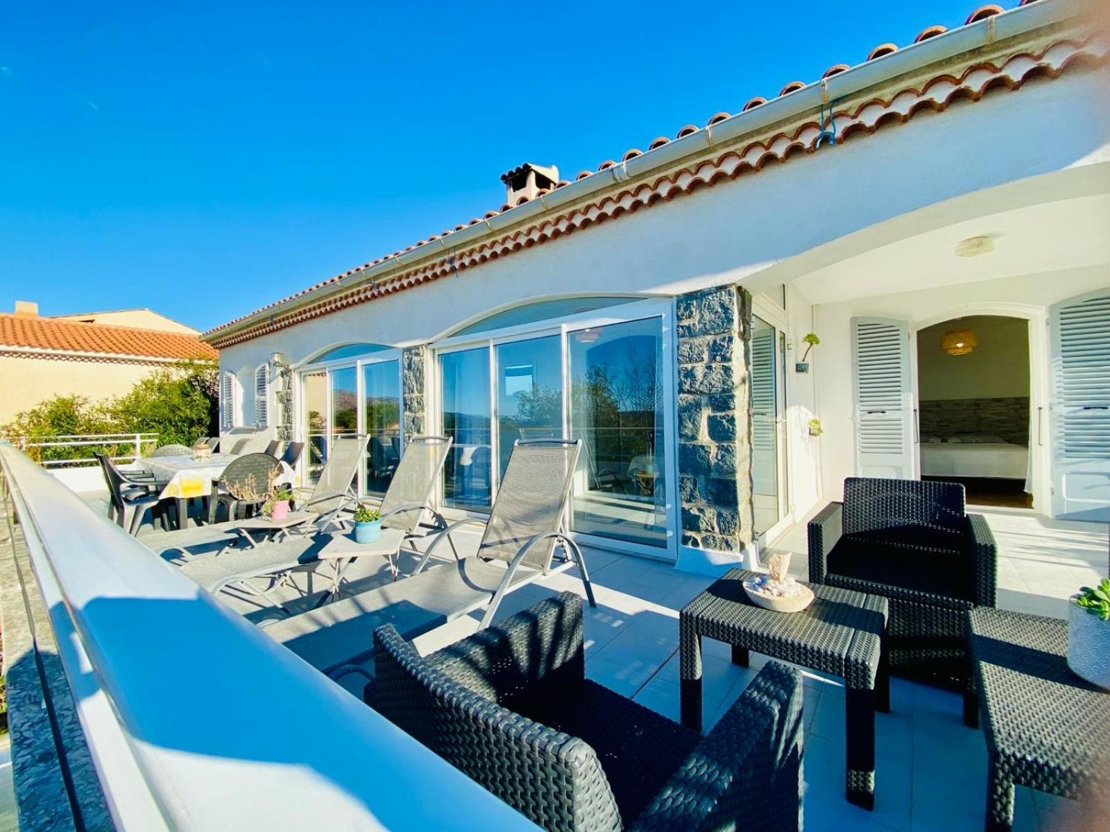Villa Montalbo Vue Mer De 2 A 10 Personnes Cargèse Kültér fotó