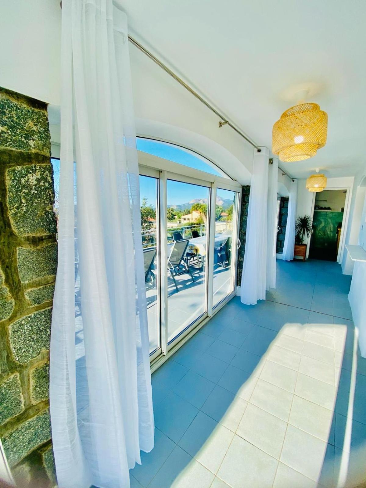 Villa Montalbo Vue Mer De 2 A 10 Personnes Cargèse Kültér fotó